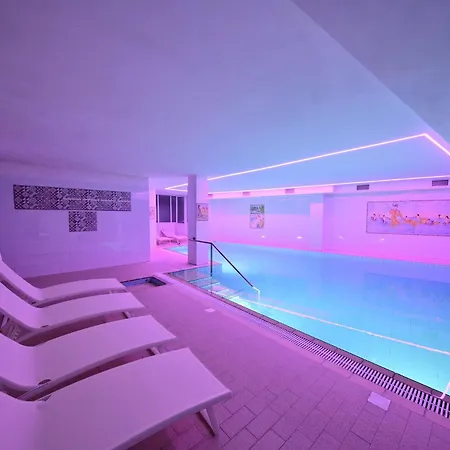 Hotell Av Club Terme Colella 3*
